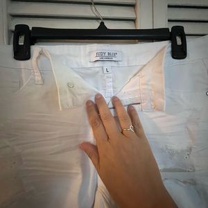 Judy blue shorts white large